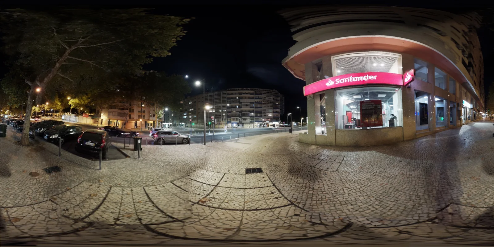 Equirectangular HDRI captured with HDRiris: After dark